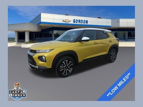 Used 2023 Chevrolet TrailBlazer ACTIV w/ Sun and Liftgate Package image 1