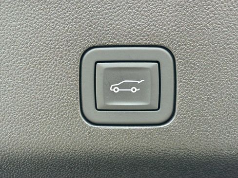Used 2026 Chevrolet Tahoe RST w/ Comfort Package AWD/4WD image 14
