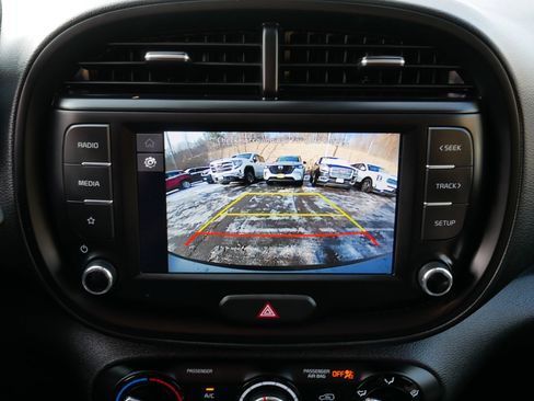 Certified 2024 Kia Soul LX w/ Option Group 015 image 27