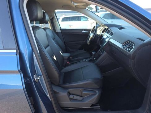 Used 2018 Volkswagen Tiguan SE image 10