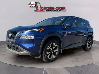 Used 2022 Nissan Rogue SV