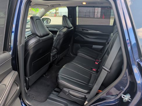 Used 2022 INFINITI QX60 Luxe w/ Cargo Package image 9