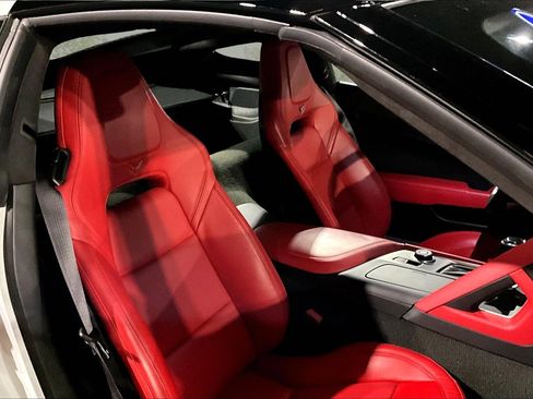 Used 2015 Chevrolet Corvette Z51 3LT w/ 3LT Preferred Equipment Group image 7