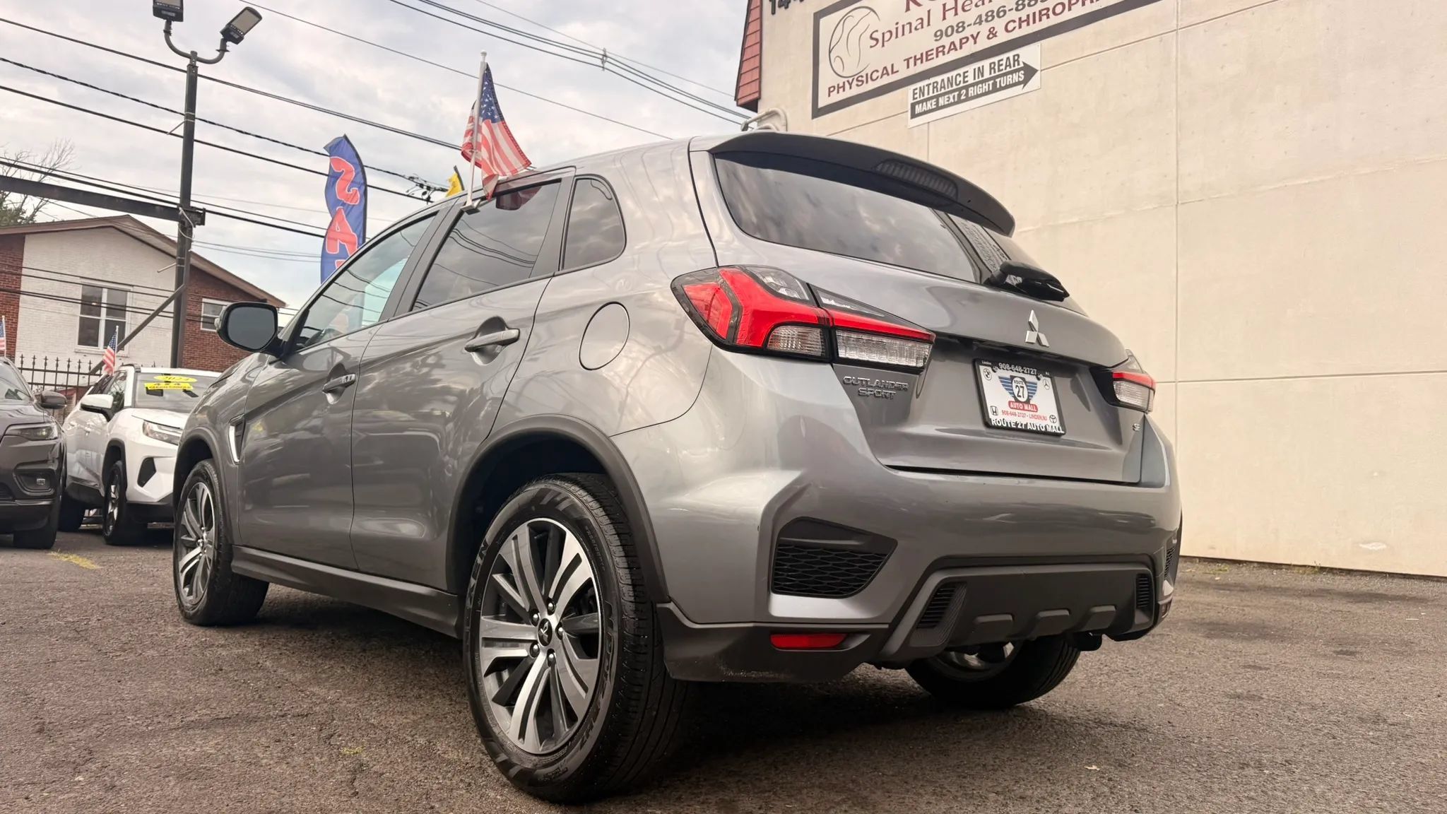 Used 2024 Mitsubishi Outlander Sport SE AWD/4WD image 8