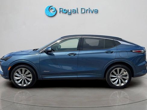 Used 2025 Buick Envista Avenir FWD image 3