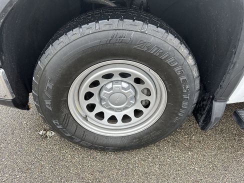 Used 2023 GMC Sierra 1500 Pro w/ Fleet Convenience Package image 10