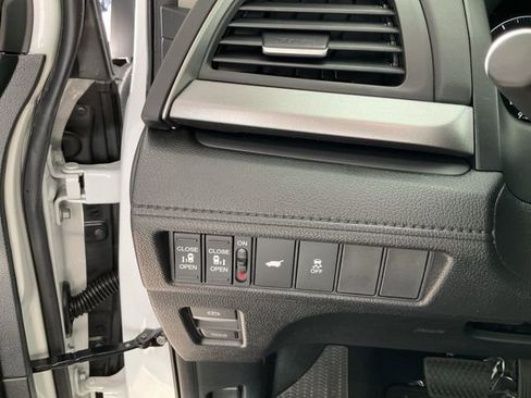 New 2026 Honda Odyssey EX-L image 9