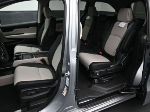 New 2026 Honda Odyssey Elite image 17