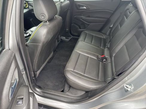 Used 2024 Chevrolet Trax ACTIV w/ Sunroof Package FWD image 47