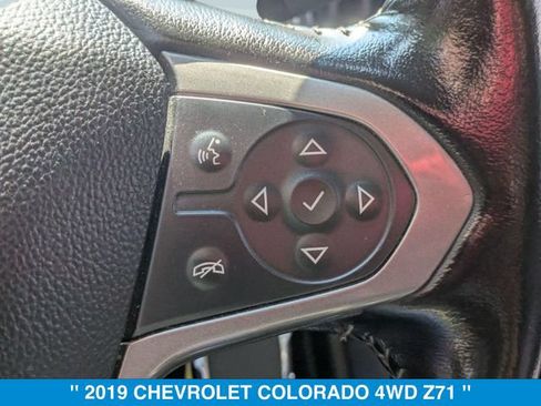Used 2019 Chevrolet Colorado Z71 AWD/4WD image 16