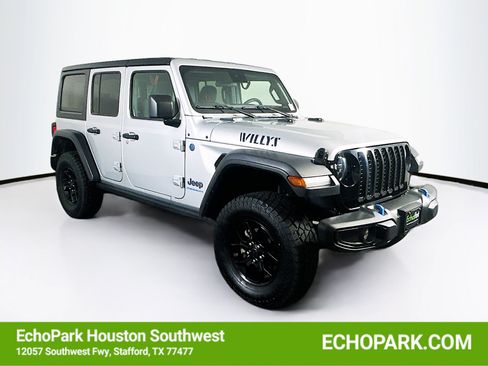 Used 2024 Jeep Wrangler Unlimited AWD/4WD image 1
