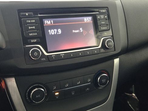 Used 2015 Nissan Sentra SR image 23