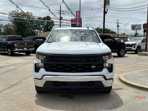 Used 2025 Chevrolet Silverado 1500 W/T RWD image 2