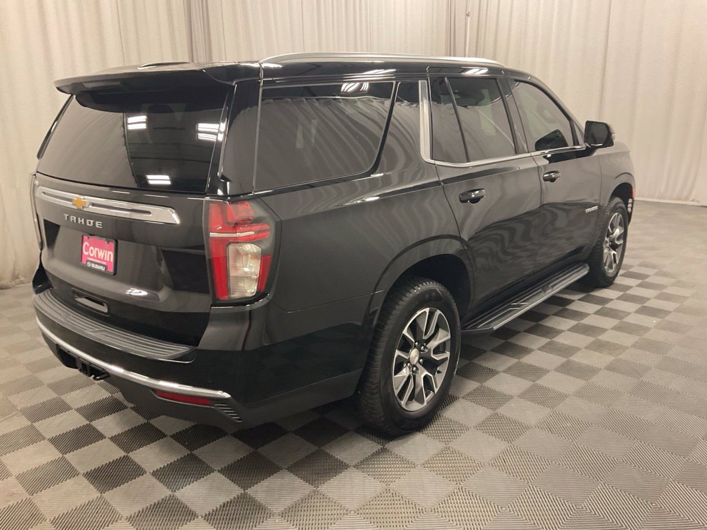 Used 2023 Chevrolet Tahoe LT w/ Luxury Package AWD/4WD image 2