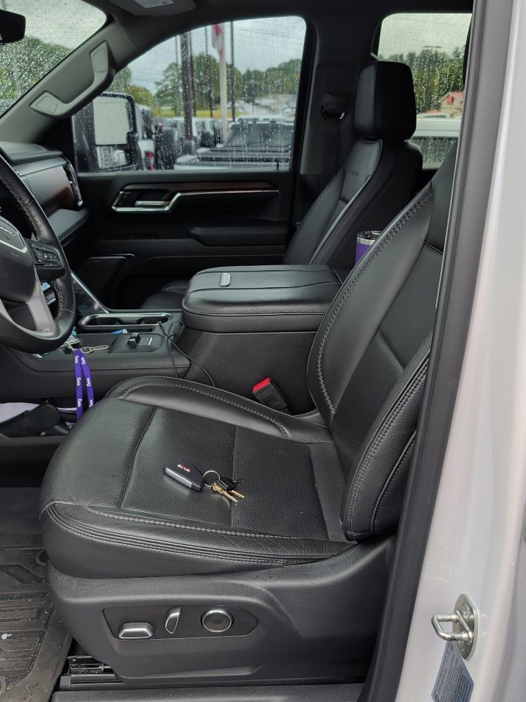 Used 2024 GMC Sierra 2500 Denali w/ Denali Reserve Package AWD/4WD image 6