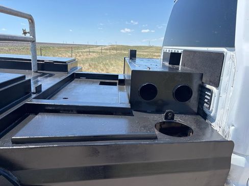 Used 2018 Ford F350 XLT AWD/4WD image 10