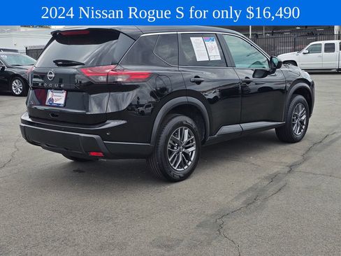Used 2024 Nissan Rogue S FWD image 7