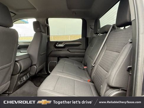 Used 2023 Chevrolet Silverado 1500 LT AWD/4WD image 31
