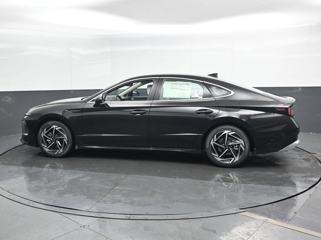 New 2026 Hyundai Sonata SEL AWD/4WD image 8