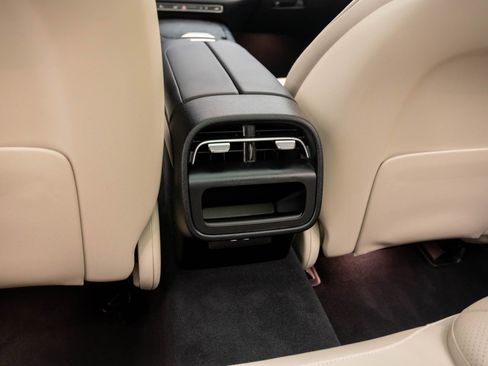 Used 2024 Mercedes-Benz E 350 4MATIC Sedan image 19