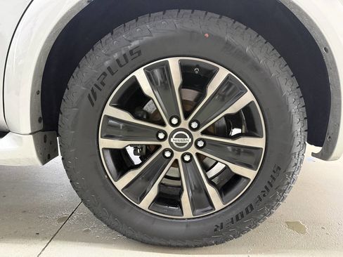 Used 2019 Nissan Armada Platinum w/ Captain's Chairs Package AWD/4WD image 36
