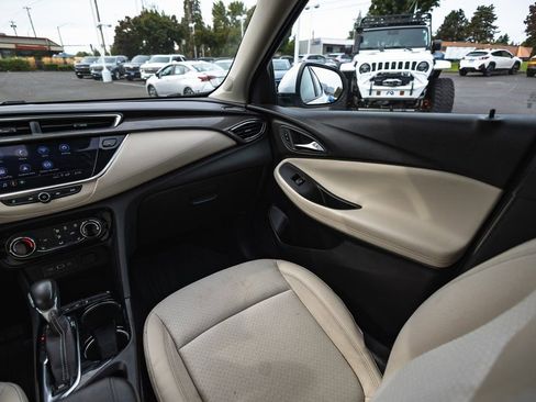 Used 2023 Buick Encore GX Preferred w/ Cold Weather Comfort Package image 15