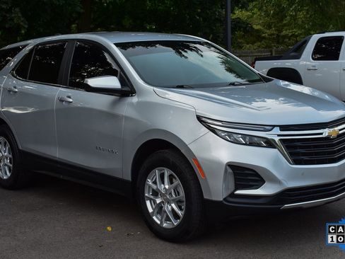 Used 2022 Chevrolet Equinox LT image 1