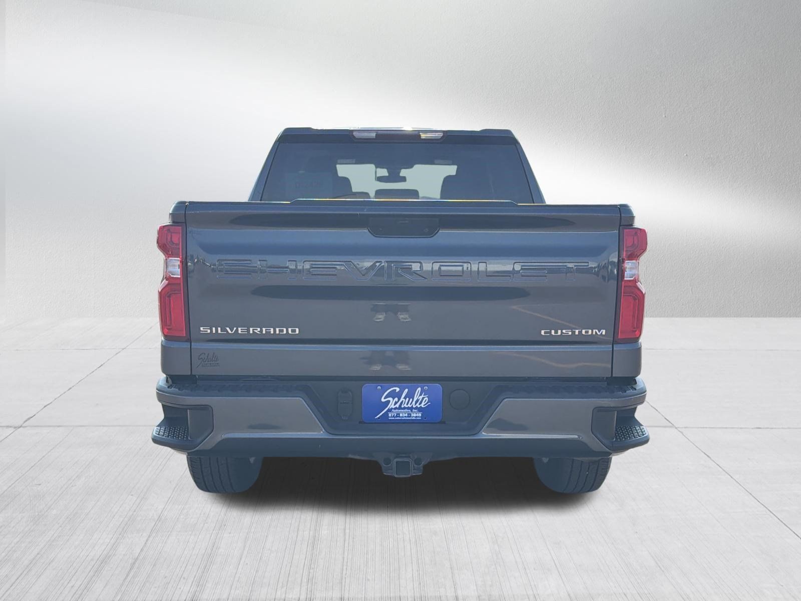 Used 2021 Chevrolet Silverado 1500 Custom w/ Safety Confidence Package AWD/4WD image 6
