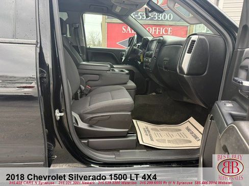 Used 2018 Chevrolet Silverado 1500 LT w/ LT Eassist Package AWD/4WD image 23