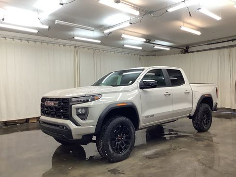 New 2026 GMC Canyon Elevation w/ Convenience Package image 1