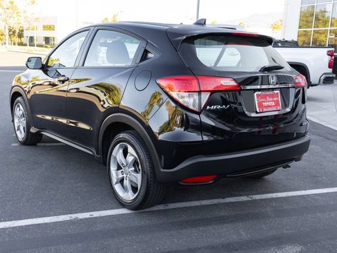 Used 2019 Honda HR-V LX image 7