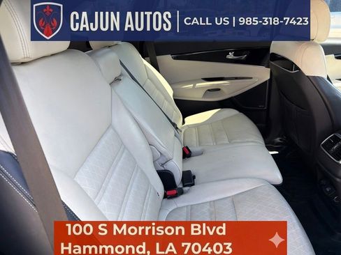 Used 2017 Kia Sorento SX FWD image 36