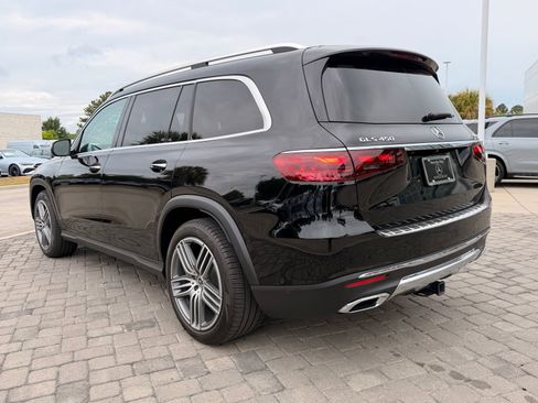 Certified 2024 Mercedes-Benz GLS 450 4MATIC image 11