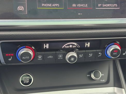 Used 2021 Audi Q3 2.0T Premium w/ Convenience Package image 42