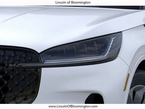 New 2026 Lincoln Aviator AWD w/ Jet Appearance Package image 19