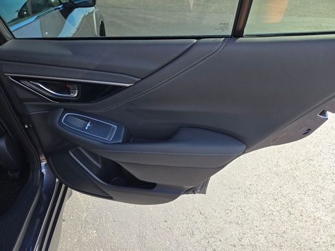 Certified 2025 Subaru Outback Limited image 8