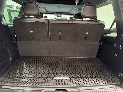 Used 2022 Jeep Wagoneer Series III w/ Premium Group I image 19