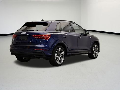 New 2025 Audi Q3 2.0T Premium image 5