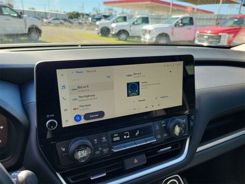 Used 2024 Toyota Grand Highlander XLE image 12