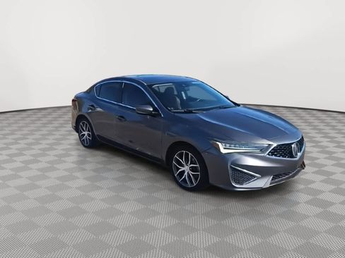 Used 2019 Acura ILX w/ Premium Package image 2