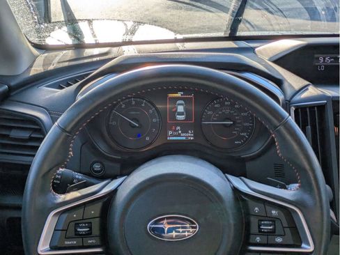 Used 2023 Subaru Crosstrek 2.0i Premium image 23