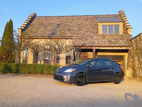 Used 2013 Toyota Prius Three w/ Solar Roof Pkg FWD image 69