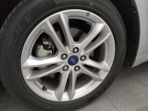 Used 2018 Ford Fusion S FWD image 31