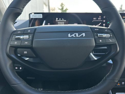 New 2026 Kia K4 EX image 19