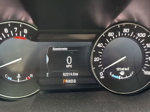 Used 2018 Lincoln MKX Reserve w/ Luxury Package FWD image 11