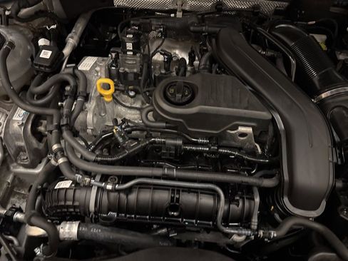 Used 2024 Volkswagen Jetta SE image 24