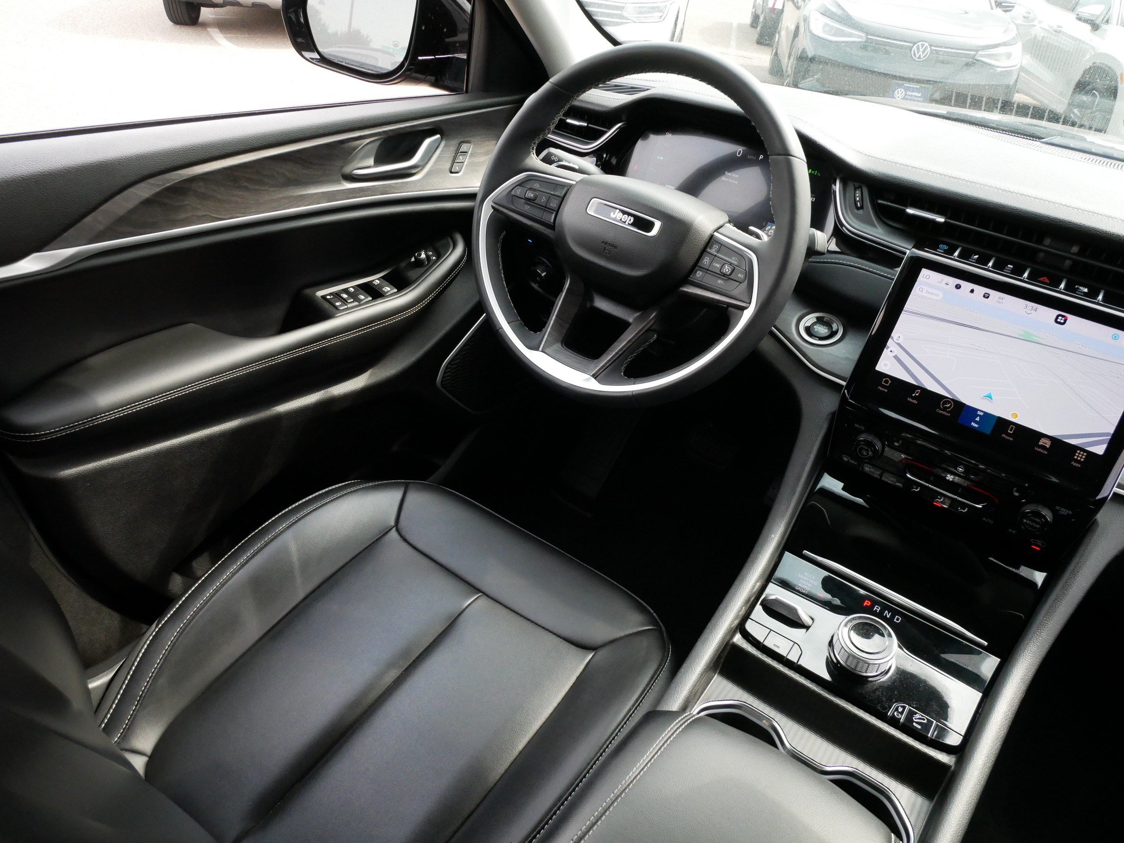 Used 2023 Jeep Grand Cherokee 4WD 4xe image 9