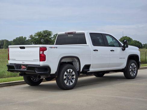 New 2026 Chevrolet Silverado 2500 Custom w/ Custom Value Package AWD/4WD image 3
