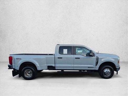 Used 2025 Ford F350 XL w/ XL Driver Assist Package AWD/4WD image 4