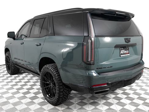 Used 2026 Cadillac Escalade Sport w/ Touring Package AWD/4WD image 7